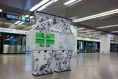 《死亡空间：重制版》和《死亡空间》画面对比